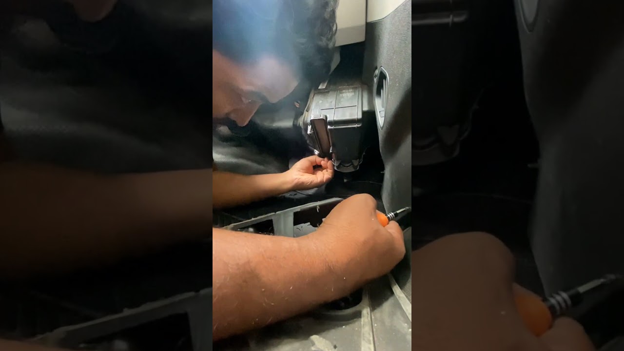 How to change your car air filter 