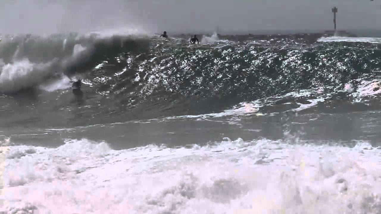 L'ouragan Marie crée des vagues gigantesques dans le sud de la ...