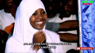 Ukht Dida amsomea qaswida Mudiru