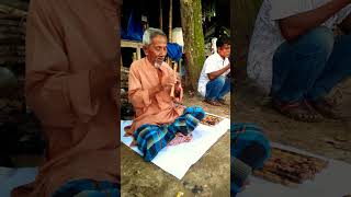 বাশি বিক্রেতা বাশি বাজিয়ে ভাইরাল।। Viral Bamboo Flute