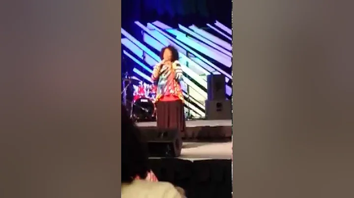 Helen Baylor at The 2015 Visitation Lifting Up The Name Of Jesus Brian Carn Conference