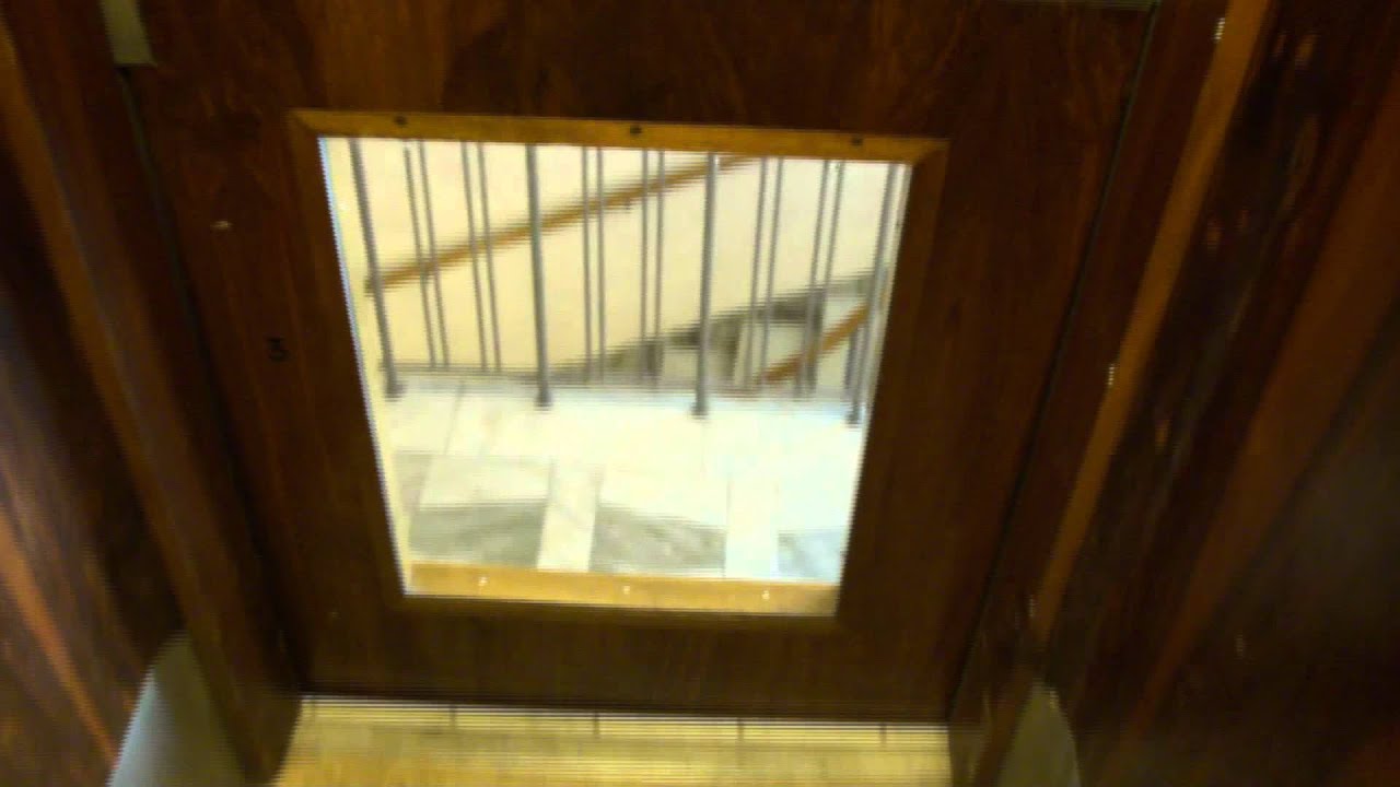 old ASEA (Mod by: KONE) Traction elevator @ Norra Kansligatan 8A, Gävle, Sweden.