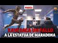 Xavi descubre un fallo en la estatua de maradona en npoles y deja a todos alucinados