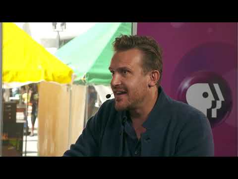 Video: Jason Segel Neto vrijednost: Wiki, oženjen, porodica, vjenčanje, plata, braća i sestre