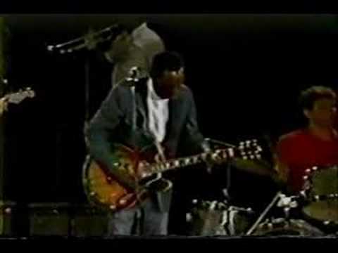 Texas bluesman Zuzu Bollin