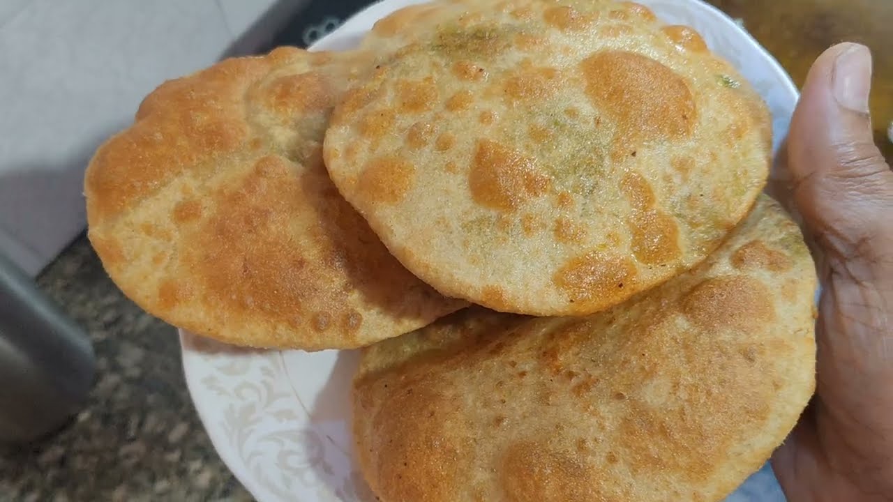 কড়াইশুঁটির কচুরি । স্পেশাল মসলা আর আর কিছু সিক্রেট টিপস সহ দারুন টেস্টি ফোলা ফোলা মটরশুটির কচুরি 😋