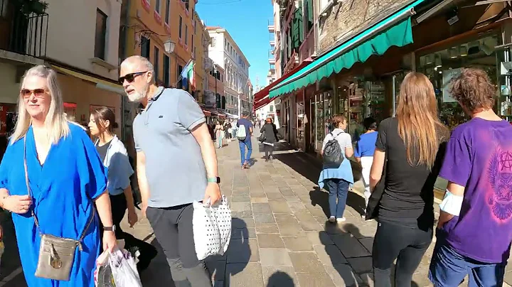 Walking tour around Venice Italy! Poppin Area
