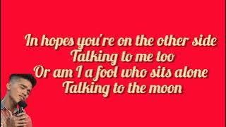 Talking To The Moon - Alvin Jonathan (LYRICS)