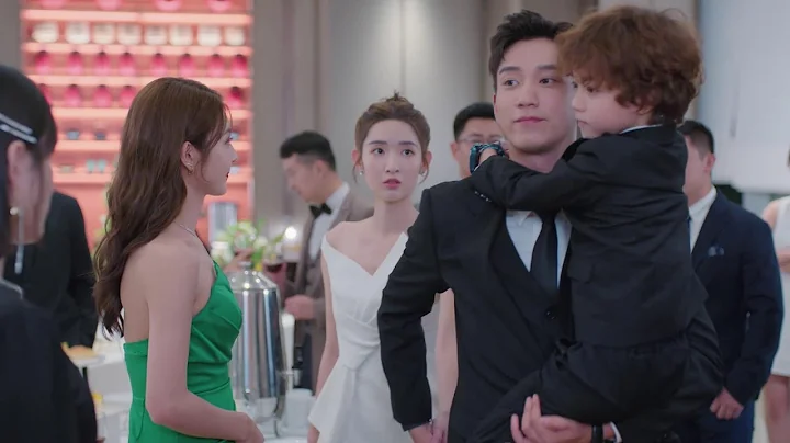 So cool ! He recognized his son! 是谁爽了！辛总霸气护妻当众认子，怼得心机女哑口无言！ | The Love You Give Me EP16 Clip - DayDayNews
