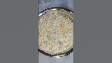 Creamy macaroni salad
