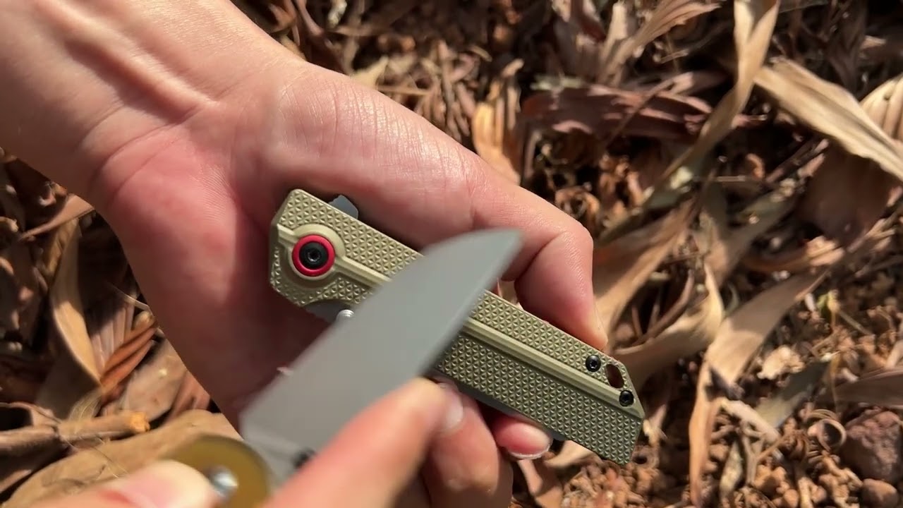 jye nicholsonさんのオルク OKNIFE XEN-OAL Ultra-Lightweight Frame-Lock Pocket Knife by