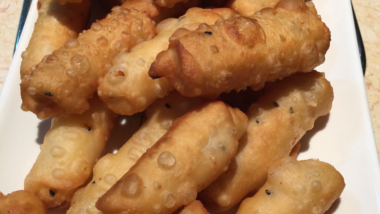 سمبوسك بيئرش روعه ولاأطيب يفرز في التلاجه لرمضان وللعزايم دلال حناوي