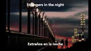 Chords for Frank Sinatra - Strangers In The Night (Subtitulada Inglés/Español)