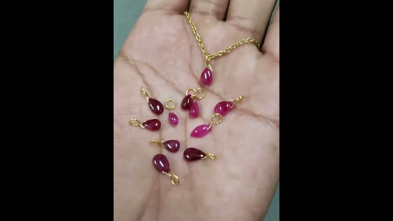 18k Gold Ruby Charm Pendant 