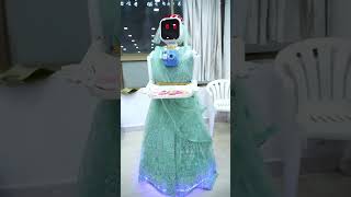 Exclusive Robots Rental for Weddings | Robot Miracle Interactive Robot at Functions | Nila Greeting