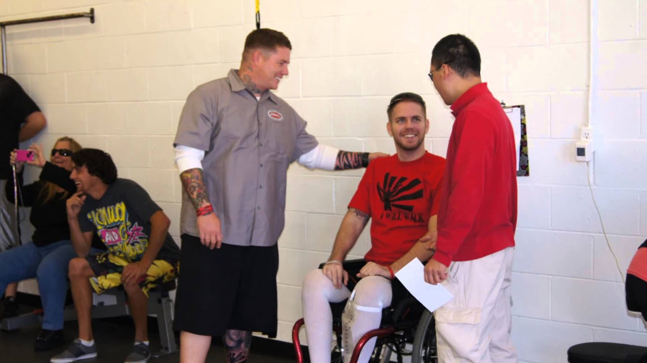 CRAVE Personal Training push ups for charity event