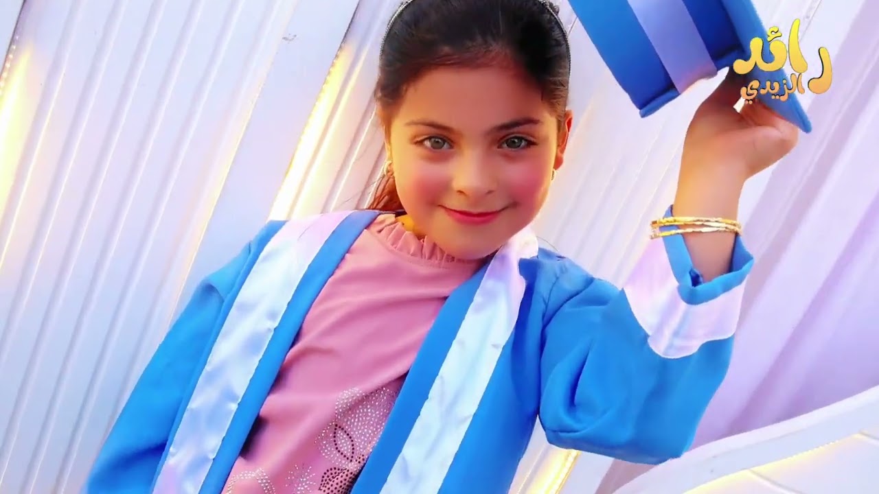 مدرسة فدك الأهلية الابتدائية المختلطةيسر إدارة مدرسة فدك الأهلية أن تعلن عن توزيع نتائج طلابها