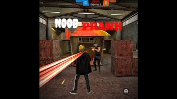 Noob Prank in  free fire  #shorts #shortsfeed #shortsviral #freefire #foryou 💯✋🏿😳