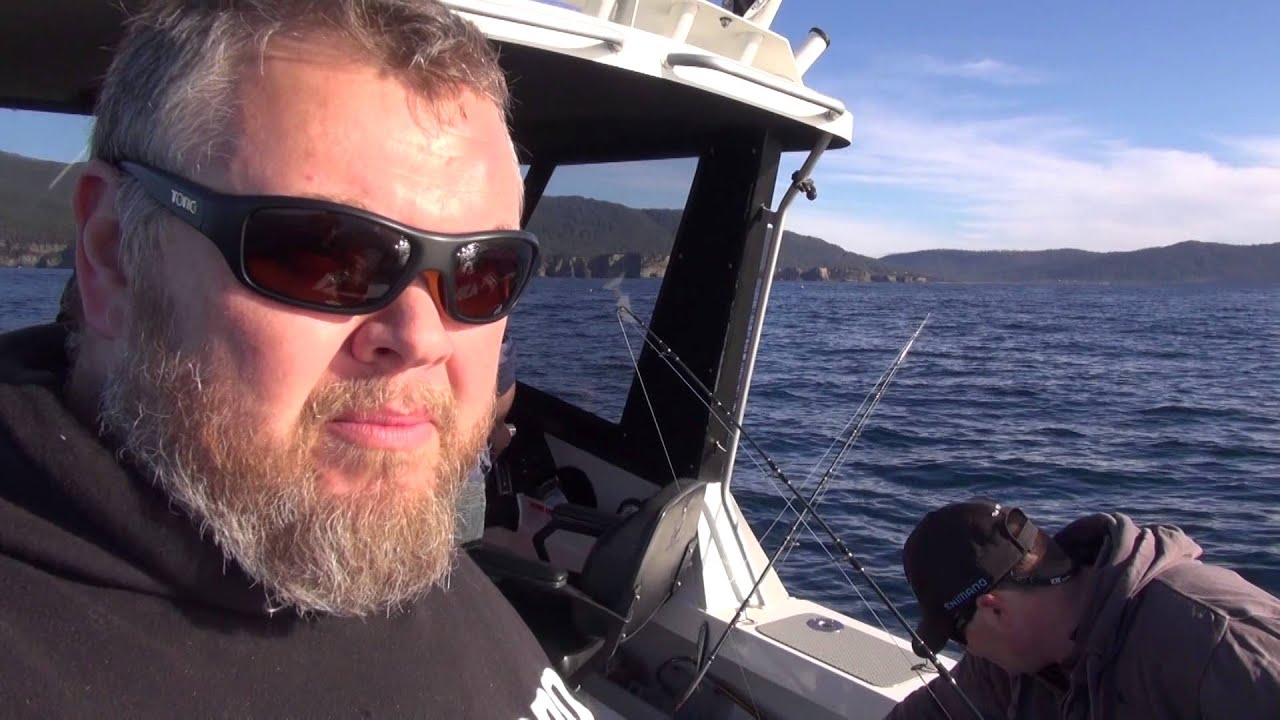 TRACKING FAST BLUEFIN TUNA - YouFishTV