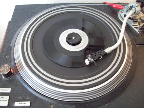 David Bowie  -  Fame  No.17  First Week August 1975 UK 90's ReEdit