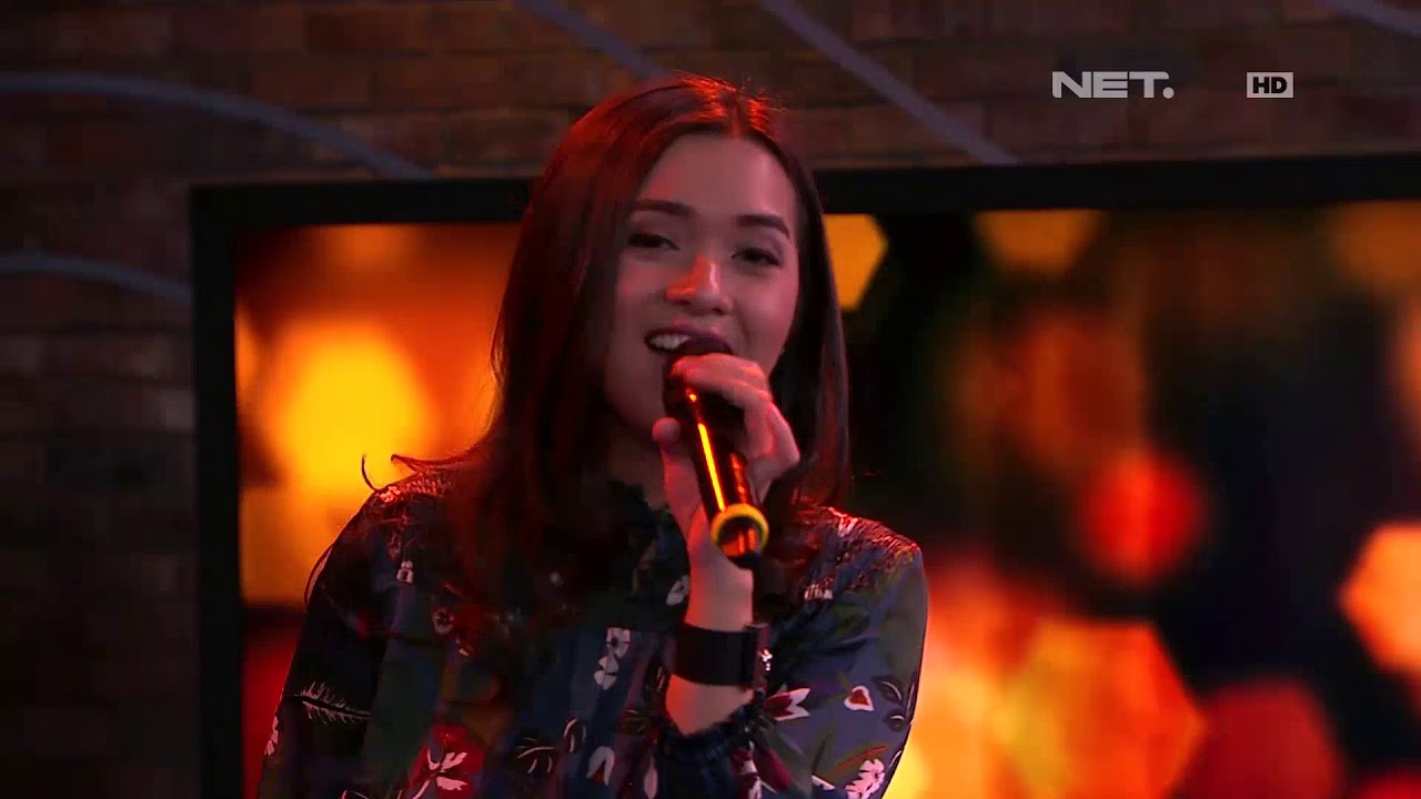 Performance Putri Ayu - Cinta Dia - YouTube