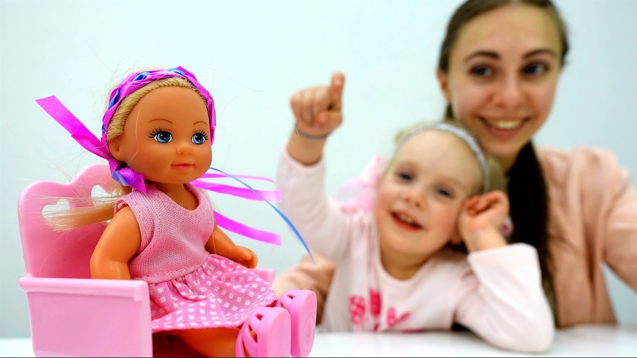 Ляльку для девочек. Лялька. Детские куклы на роликах.