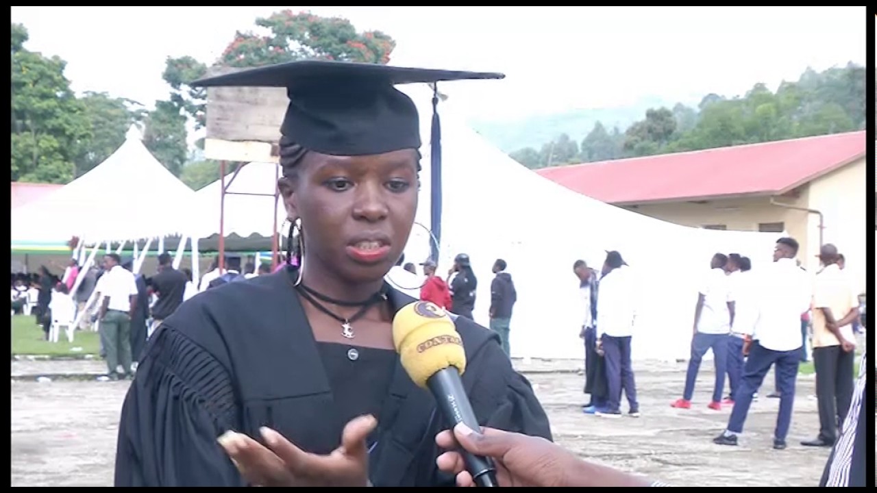 Abigaga umuziki mu ishuri rya Nyundo bahawe impamyabushobozi - YouTube