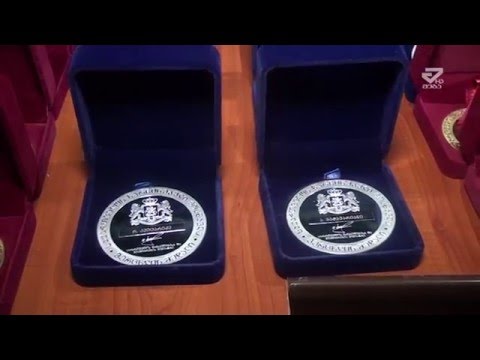 ქუთაისში წელს მე-12 კლასელებზე 105 ოქროსა და 46 ვერცხლის მედალი გაიცა /MTAVARI/