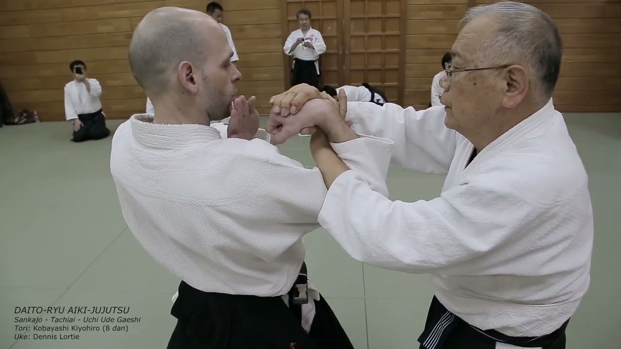 DAITO-RYU] Sankajo - Tachi Ai - Ude Gaeshi - YouTube