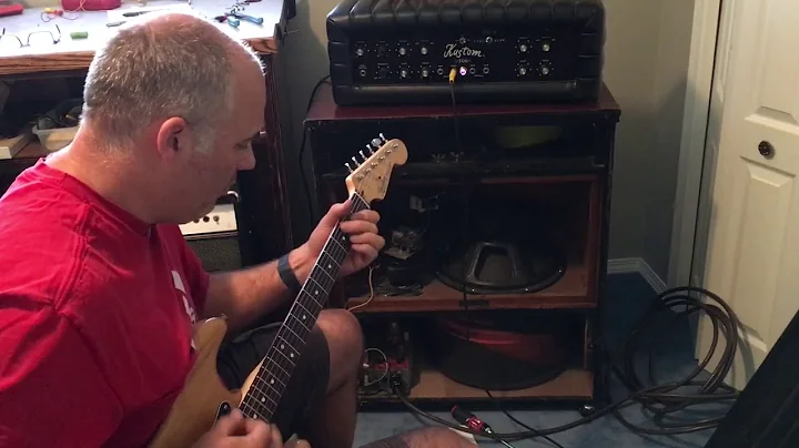 Leslie 147 Cabinet with guitar