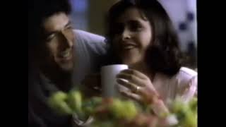 Folgers Coffee Commercial Spanish (1990's)