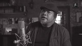 Zaw Win Htut ဇော်ဝင်းထွဋ်_Never Give Up (Official MV) chords