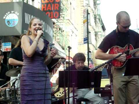 Jenna Esposito- "Fa l'amore con te" live from Litt...