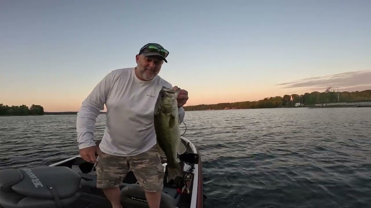 China Lake Bass Fishing Late August 2025