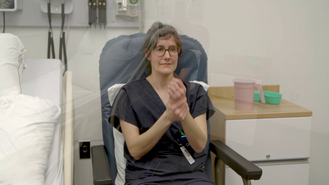 Exercices au fauteuil après un AVC sévère