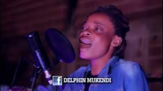 SILAS MUKUNA MET LE FEU🔥 AU LIVE DE DELPHIN MUKENDI  AVEC TSHIBUTA