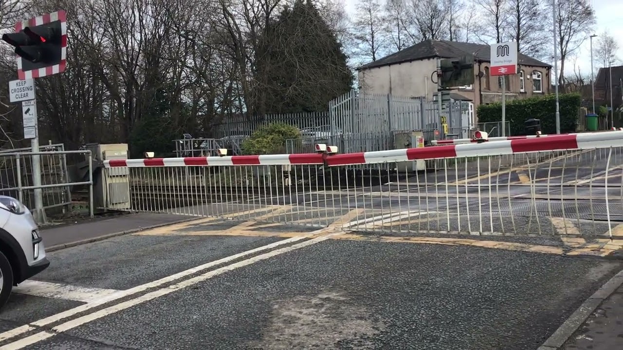 Smithy Bridge Level Crossing, nr Rochdale. Saturday 14/02/2026 at 14:02h