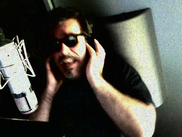 在 YouTube 上观看 A Natural Man - a Lou Rawls tribute cover