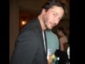 Everybody loves keanu reeves