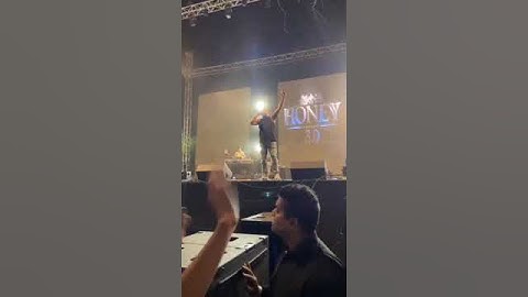Yo Yo Honey Singh performance in Jaipur #Bhench*d