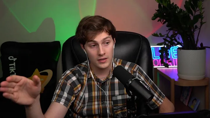 MAGA TURNING ON TRUMP & Trump is TRIGGERED | Debating MAGA Republicans LIVE