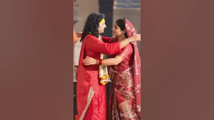 गुरु मन सबके सामने अनिरुद्ध आचार्य जी को किया गले से लगाए#aniruddhacharyaji #anirudhacharya #love