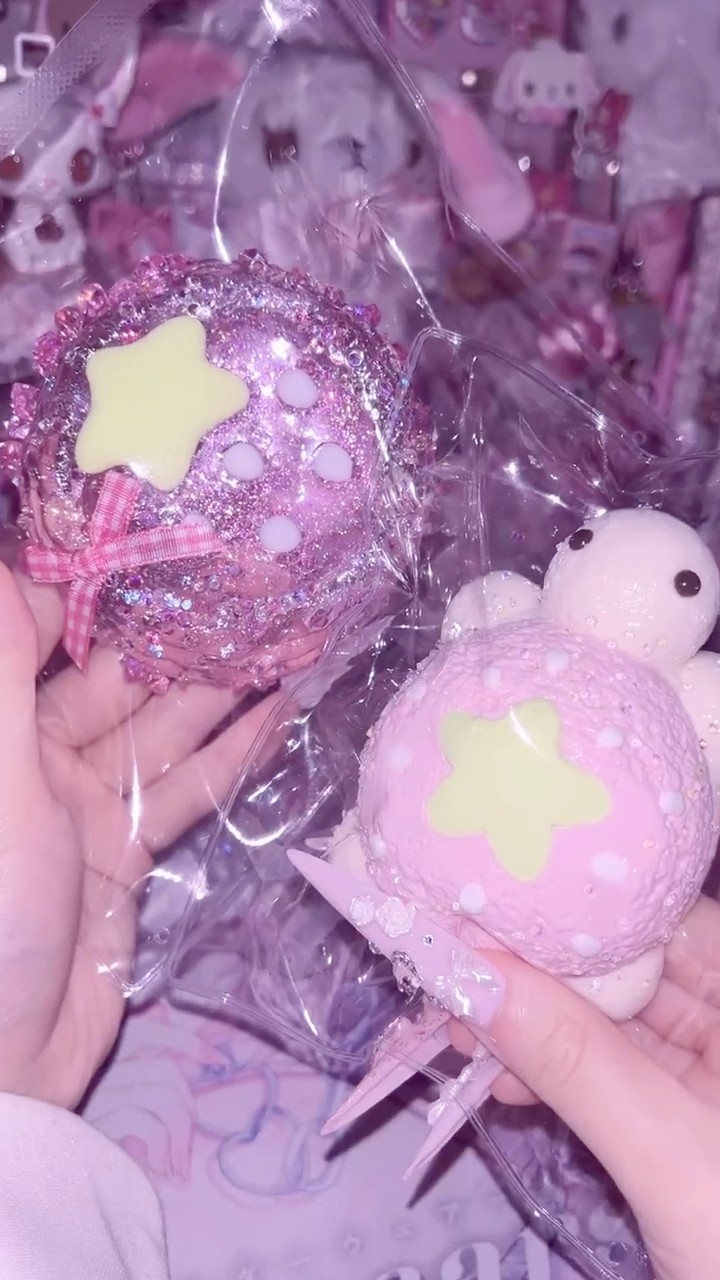 キラキラ先生のスクイーズ開封🎀🍓 #地雷系 #量産型 #平成女児 #pink
