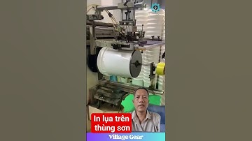 In lụa trên thùng sơn vẫn rất phổ biến