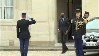 President Emmanuel Macron welcomes President Kagame to Palais de l’Élysée.