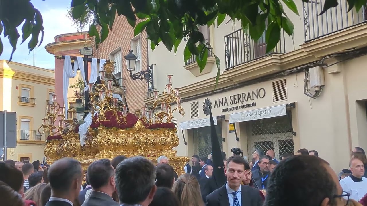 SEMANA SANTA JEREZ 2025. Domingo de Ramos. Las Angustias por calle Santa Rosa hacia Carrera Oficial