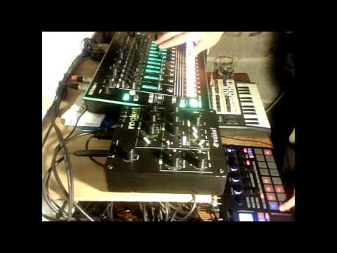 BGR - Waldorf Rocket Man - Techno Deep House Jam - Korg Electribe Sampler - TR-8 - Microbrute