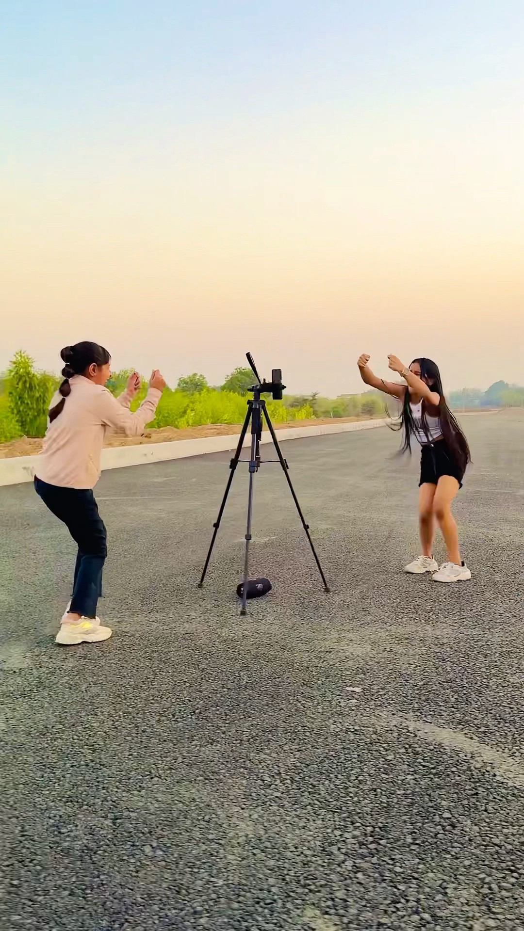 Dance Ke Sa laga￼??#trending #dance #nandini091013 #shorts #viralvideo #youtubeshorts #youtube #yt