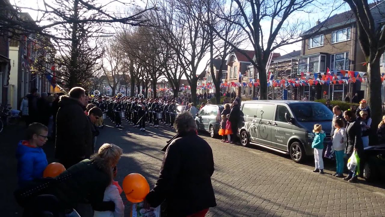 Koningsdag DVS Katwijk 2015 - YouTube