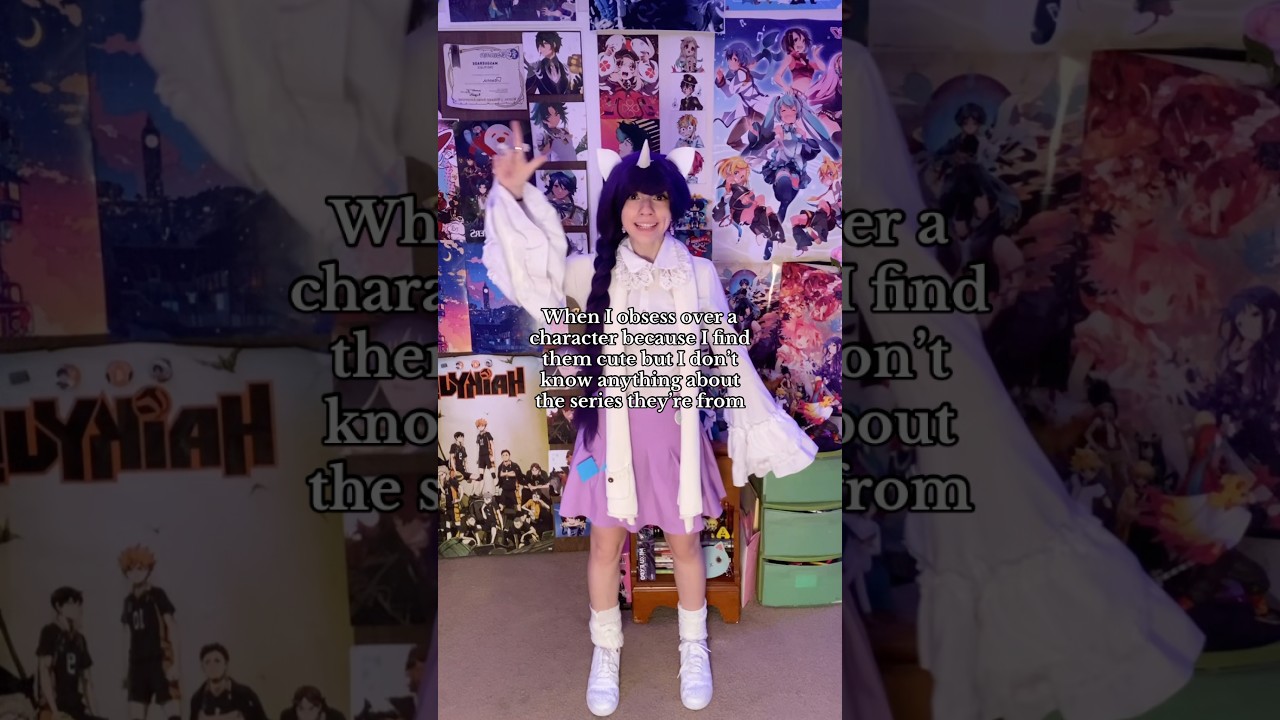 Astarion… I bought a print of him (I folded) + I kept seeing him everywhere at the con LOL #cosplay